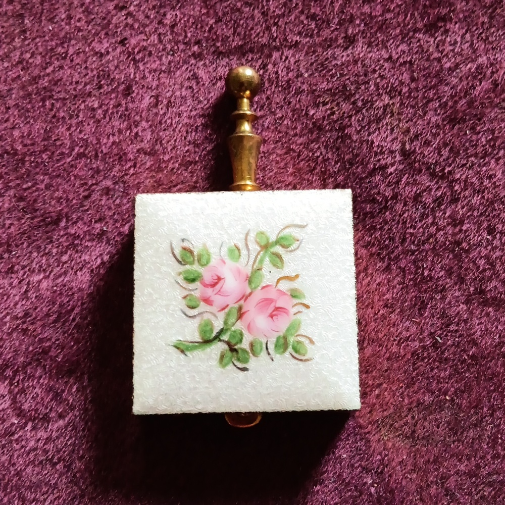 Vintage Ladies Ashtray